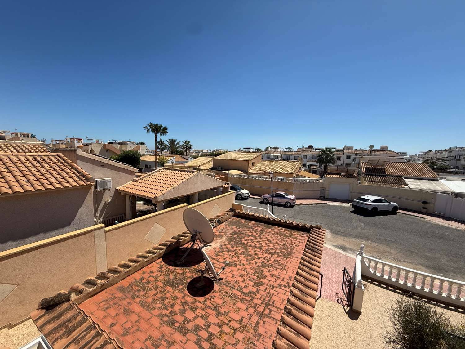 2 bedroom Villa for sale in Orihuela with pool garage - € 349,999 (Ref: 9785042)