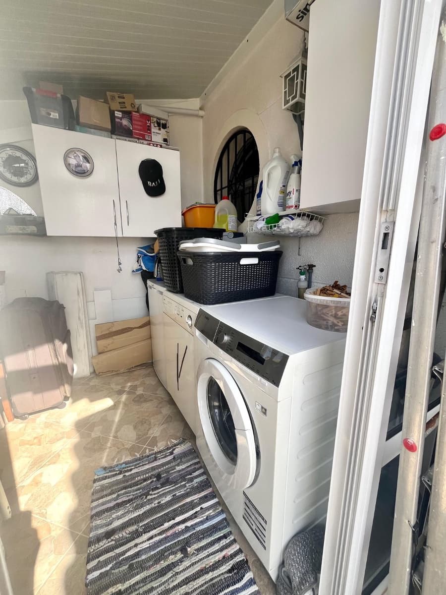 2 bedroom Flat for sale in Orihuela with pool garage - € 249,000 (Ref: 9800361)