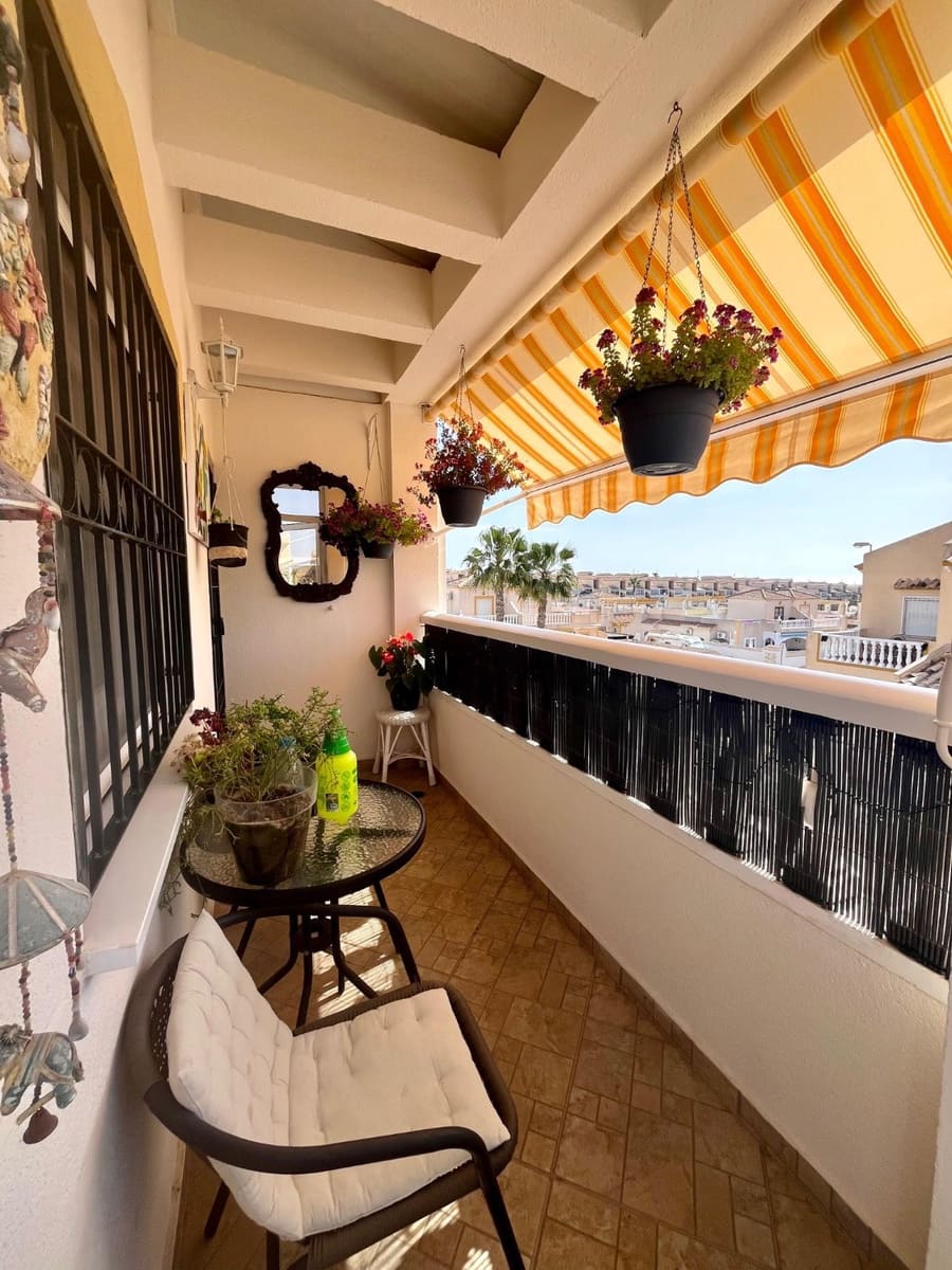 2 bedroom Flat for sale in Orihuela with pool garage - € 249,000 (Ref: 9800361)