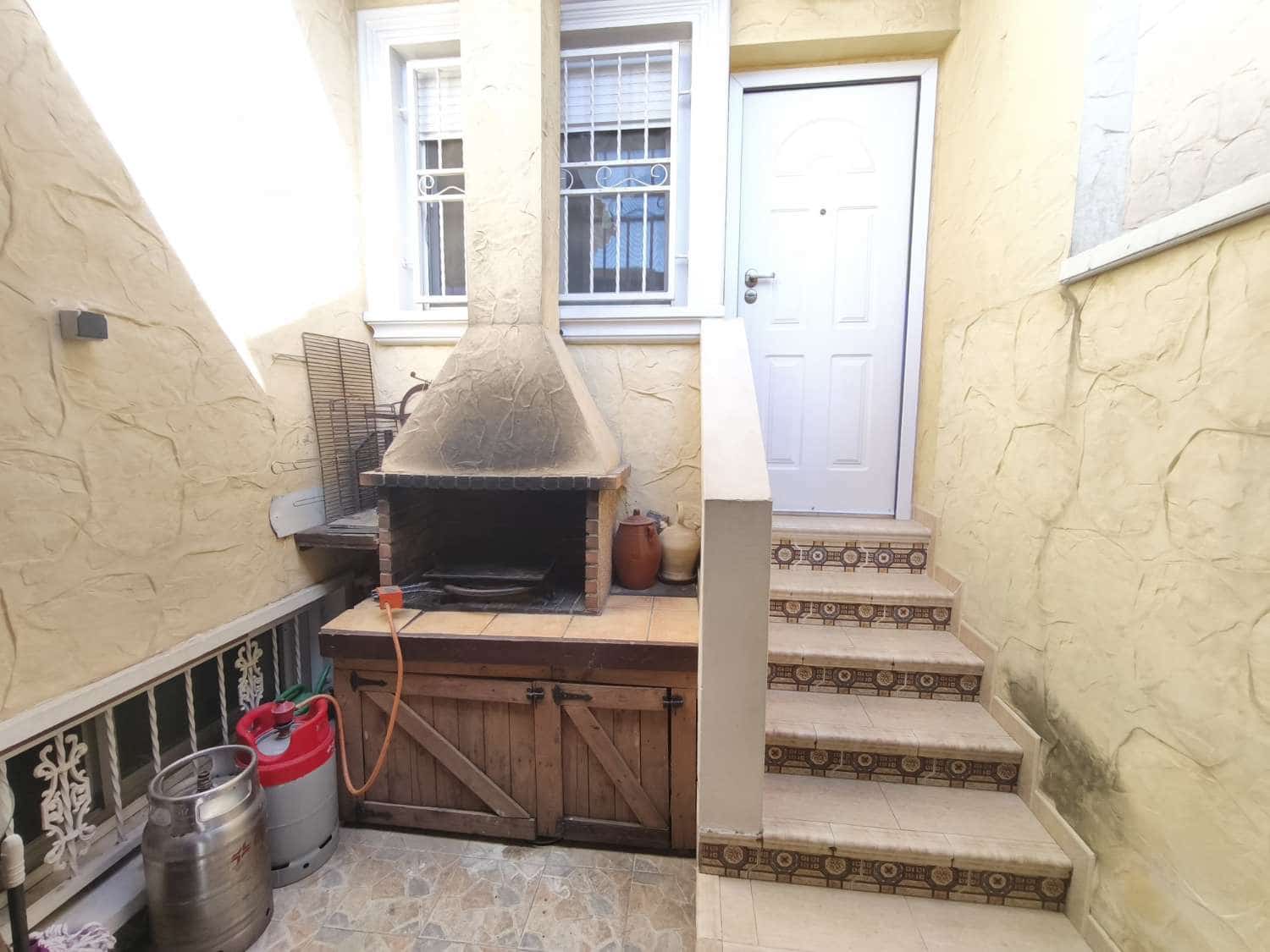 4 soveværelse Lejlighed til salg i Torrevieja med swimmingpool - € 310.000 (Ref: 9804121)