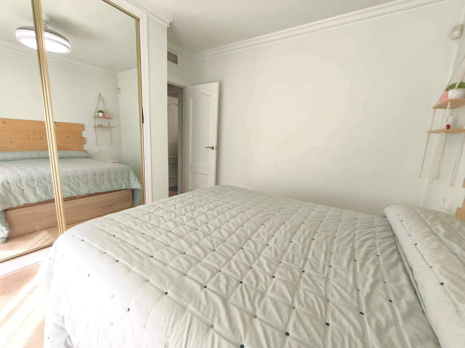 4 soveværelse Lejlighed til salg i Torrevieja med swimmingpool - € 310.000 (Ref: 9804121)