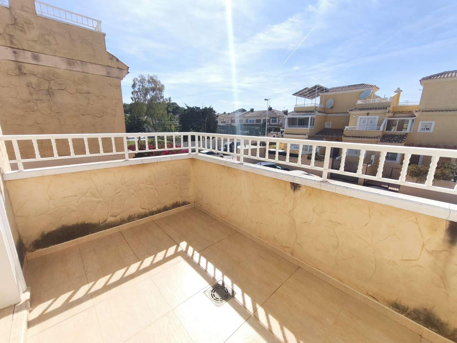 4 soveværelse Lejlighed til salg i Torrevieja med swimmingpool - € 310.000 (Ref: 9804121)
