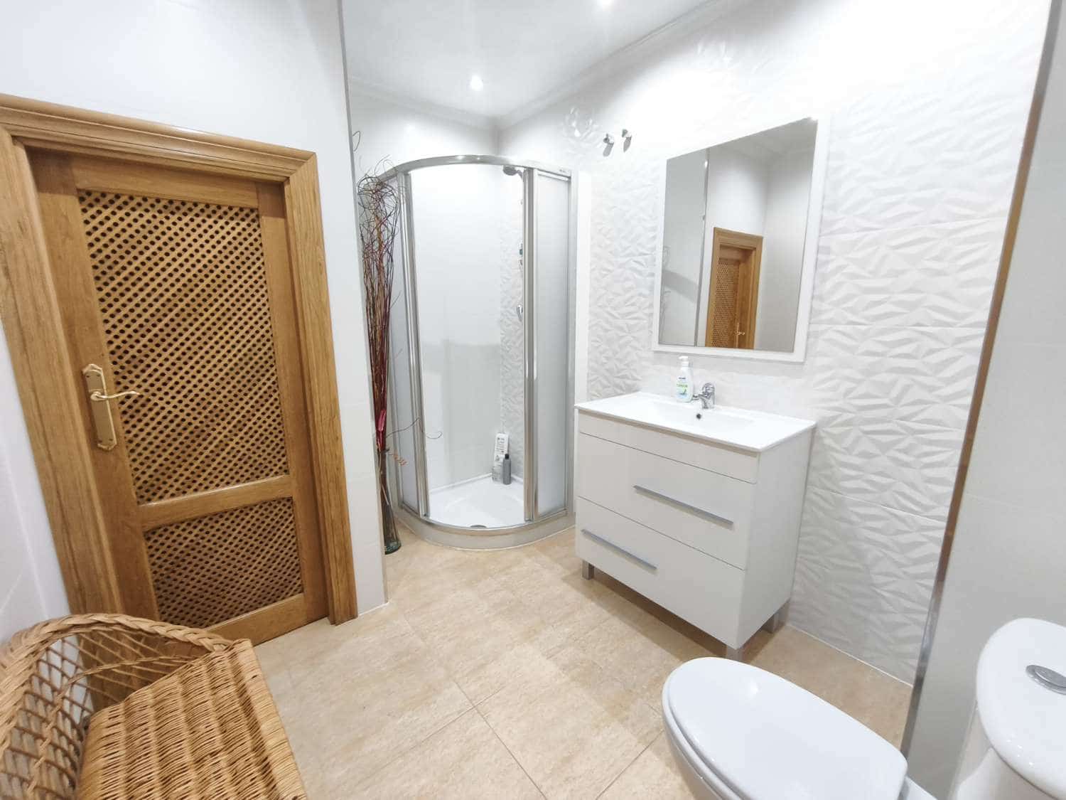4 soveværelse Lejlighed til salg i Torrevieja med swimmingpool - € 310.000 (Ref: 9804121)