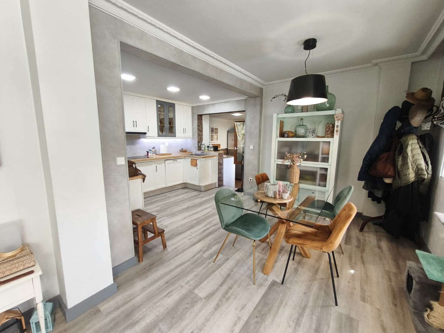 4 soveværelse Lejlighed til salg i Torrevieja med swimmingpool - € 310.000 (Ref: 9804121)