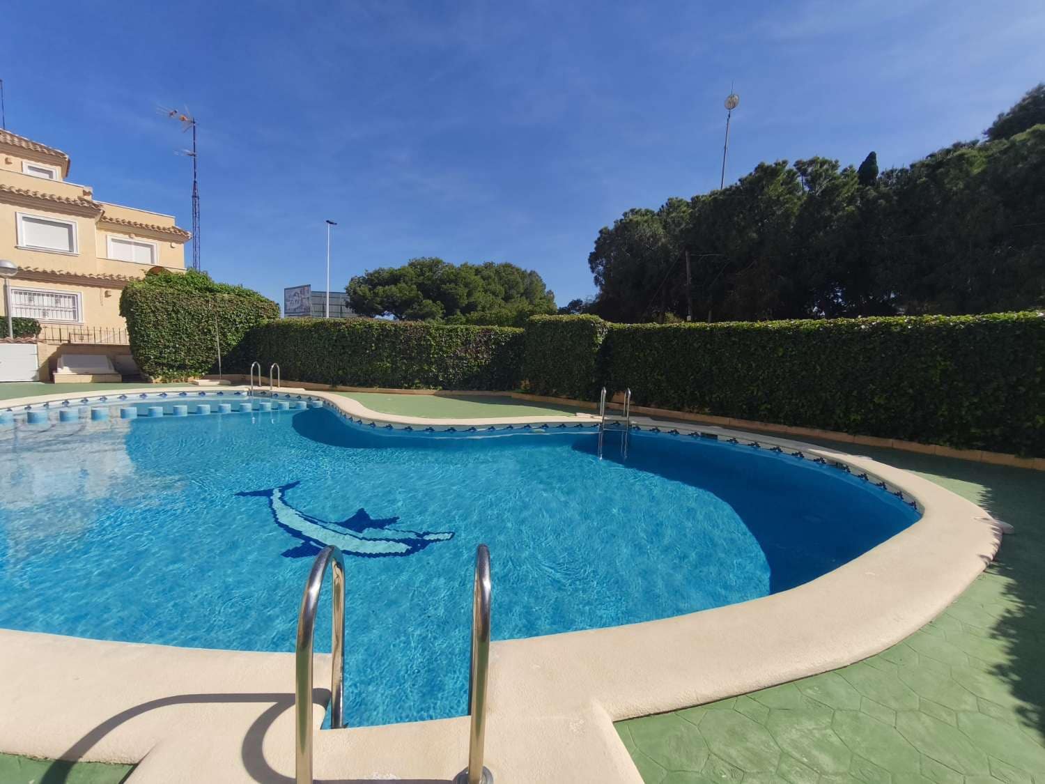 4 soveværelse Lejlighed til salg i Torrevieja med swimmingpool - € 310.000 (Ref: 9804121)