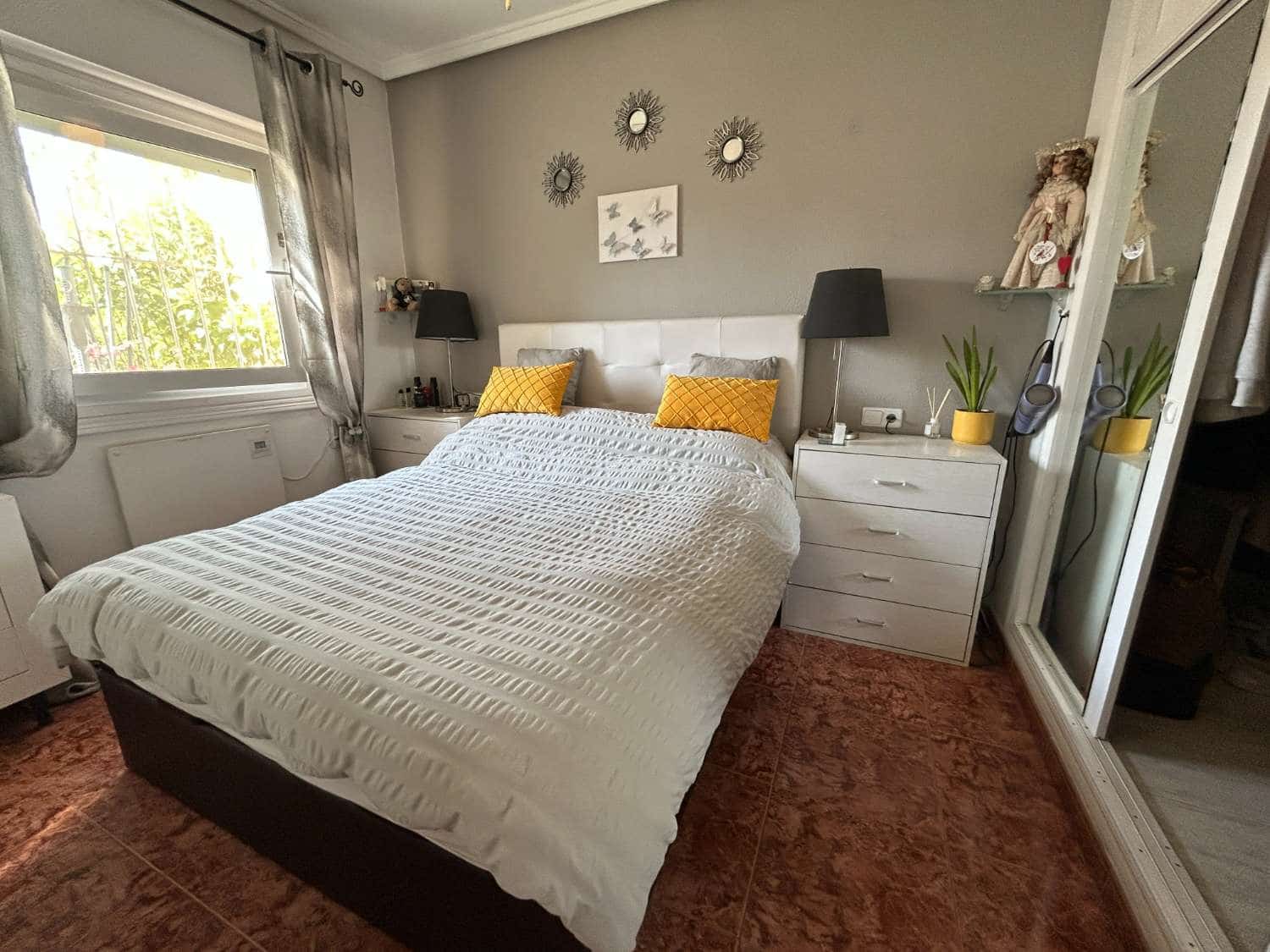 3 sovrum Lägenhet till salu i Orihuela med pool garage - 229 000 € (Ref: 9811283)