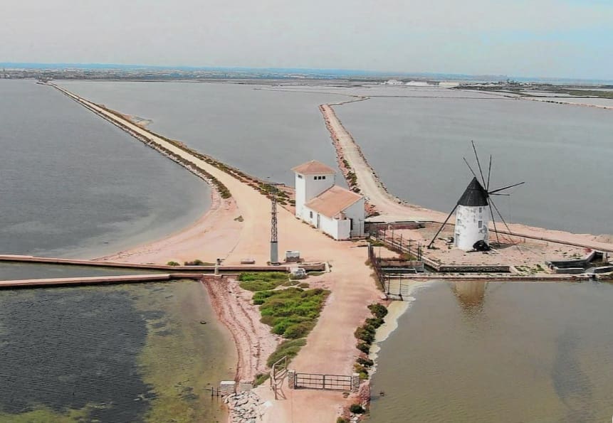 2 Zimmer Strandapartment zu verkaufen in San Pedro del Pinatar mit Pool Garage - 195.000 € (Ref: 9817024)