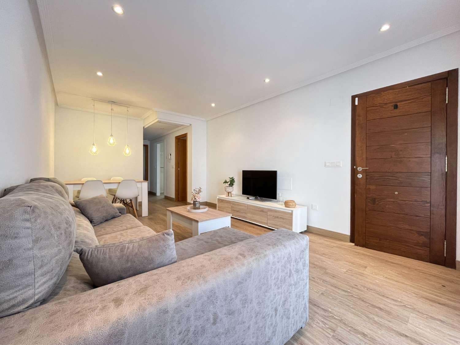 2 Zimmer Strandapartment zu verkaufen in San Pedro del Pinatar mit Pool Garage - 195.000 € (Ref: 9817024)