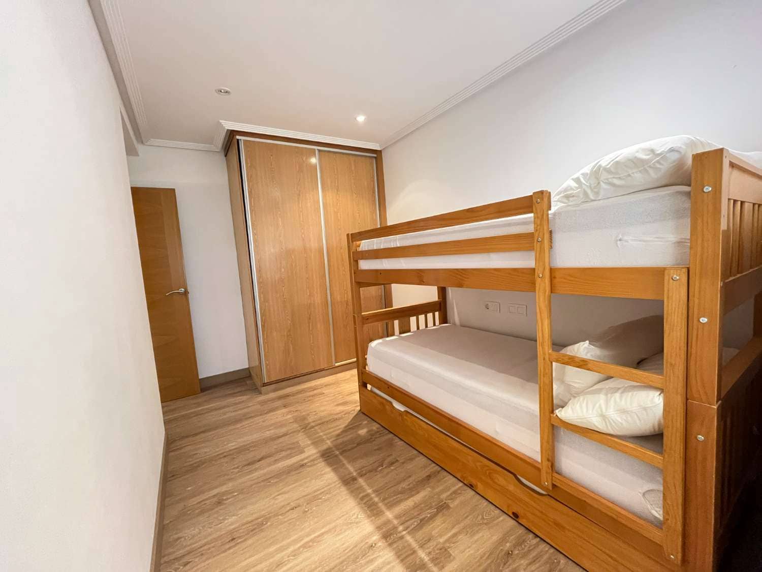 2 Zimmer Strandapartment zu verkaufen in San Pedro del Pinatar mit Pool Garage - 195.000 € (Ref: 9817024)