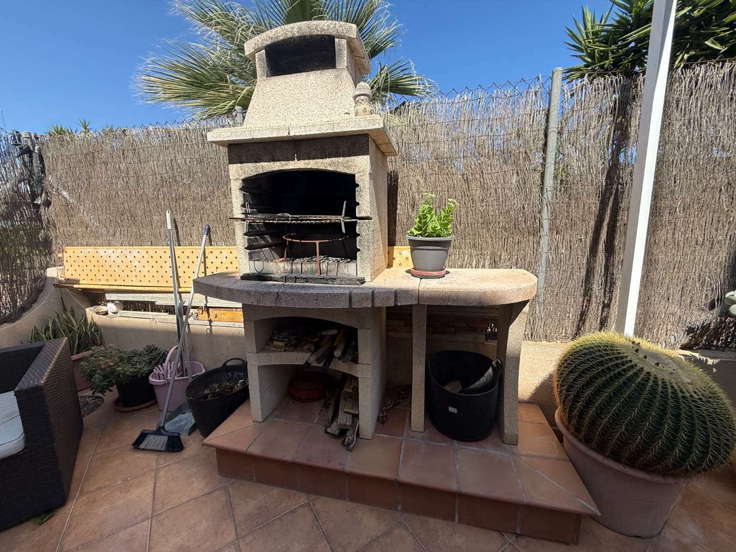 3 bedroom Apartment for sale in Orihuela with pool - € 199,999 (Ref: 9817025)