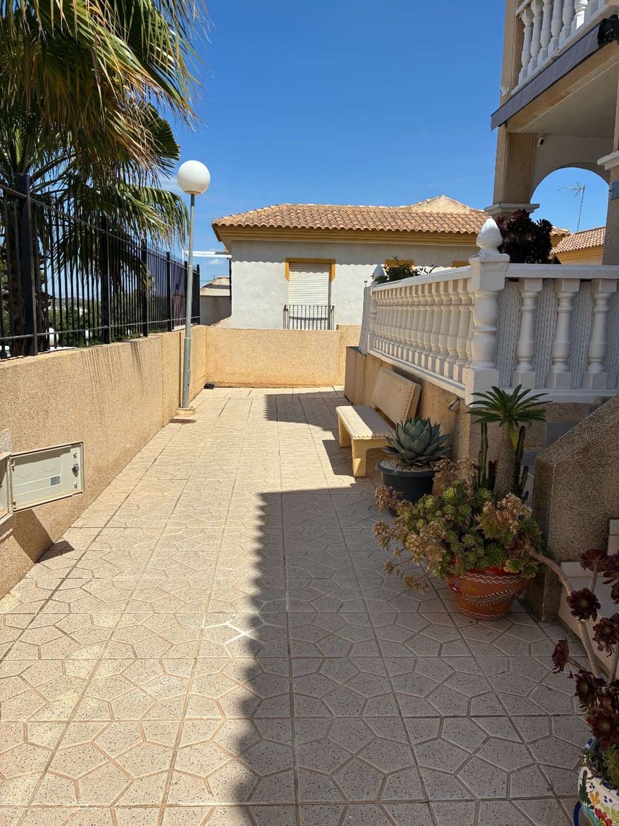 3 soveværelse Lejlighed til salg i Orihuela med swimmingpool garage - € 218.000 (Ref: 9819946)