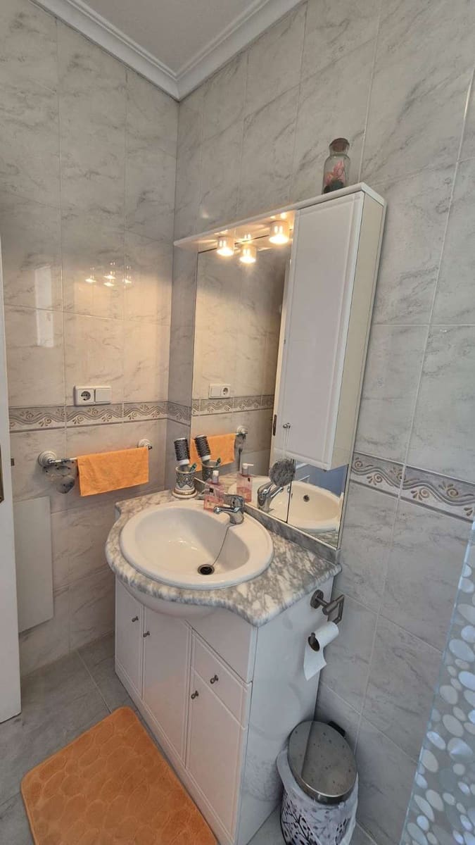 3 bedroom Flat for sale in Orihuela with pool garage - € 218,000 (Ref: 9819946)
