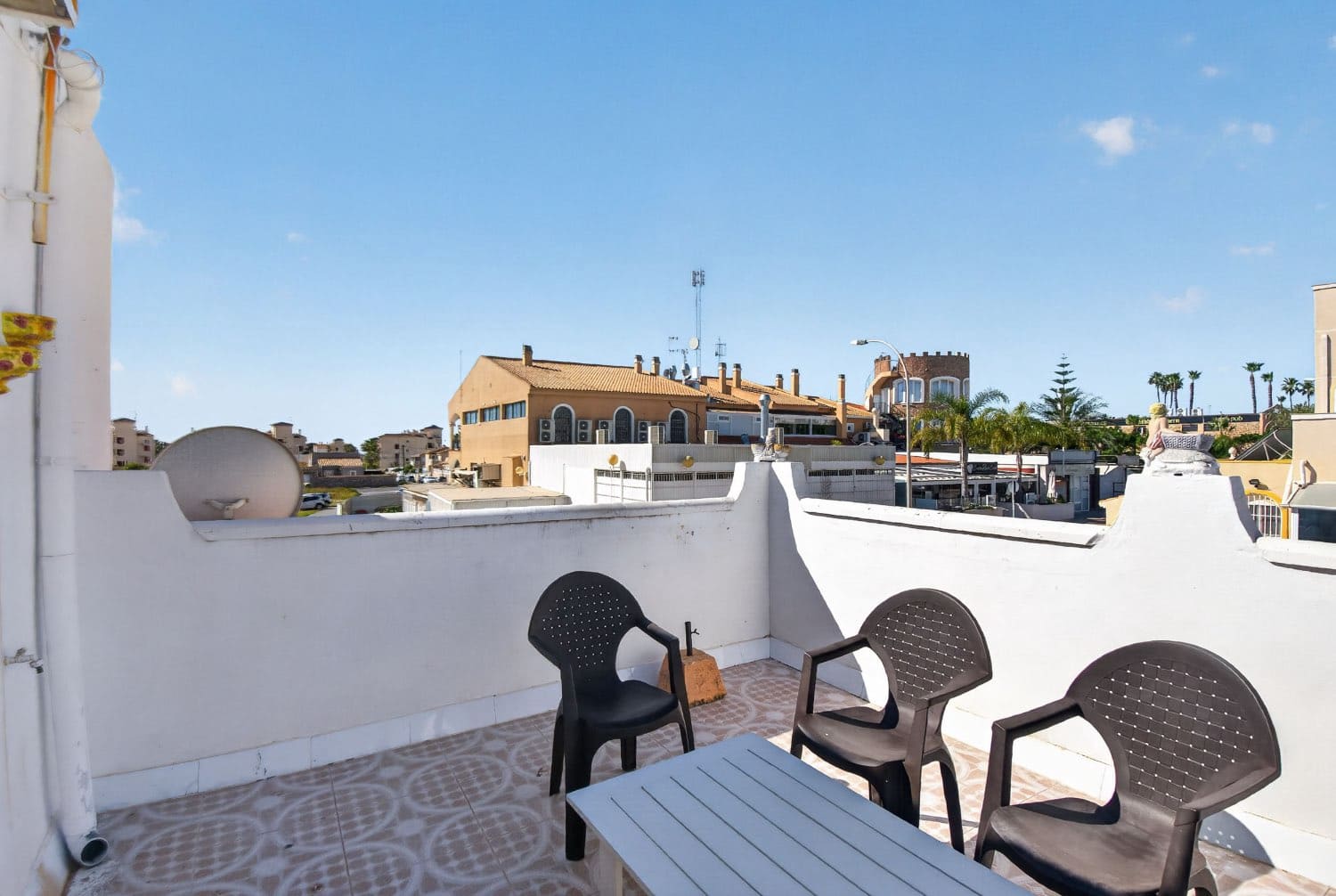 Piso de 3 habitaciones en Orihuela en venta con piscina - 196.000 € (Ref: 9822041)