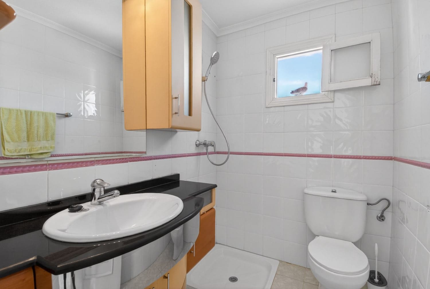 Piso de 3 habitaciones en Orihuela en venta con piscina - 196.000 € (Ref: 9822041)