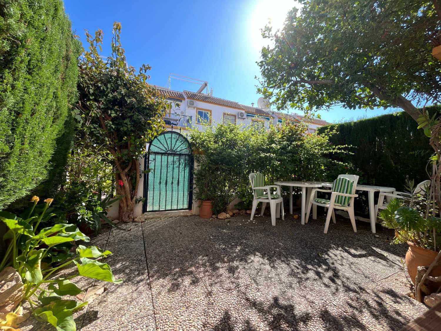 2 bedroom Beach Apartment for sale in Orihuela with pool - € 159,000 (Ref: 9828304)