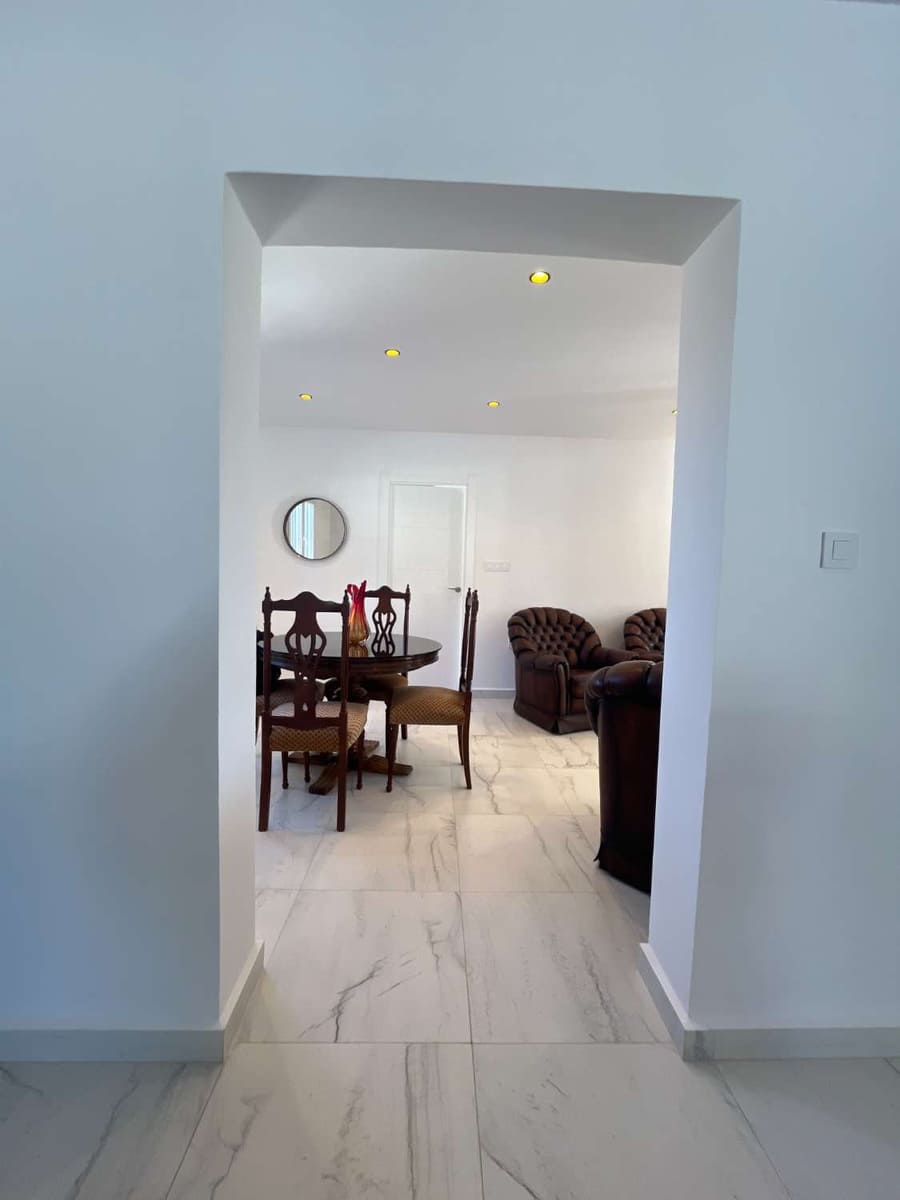 6 slaapkamer Villa te koop in Pilar de la Horadada met zwembad garage - € 489.000 (Ref: 9830743)