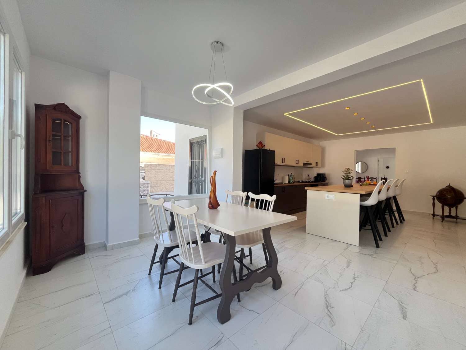 6 slaapkamer Villa te koop in Pilar de la Horadada met zwembad garage - € 489.000 (Ref: 9830743)