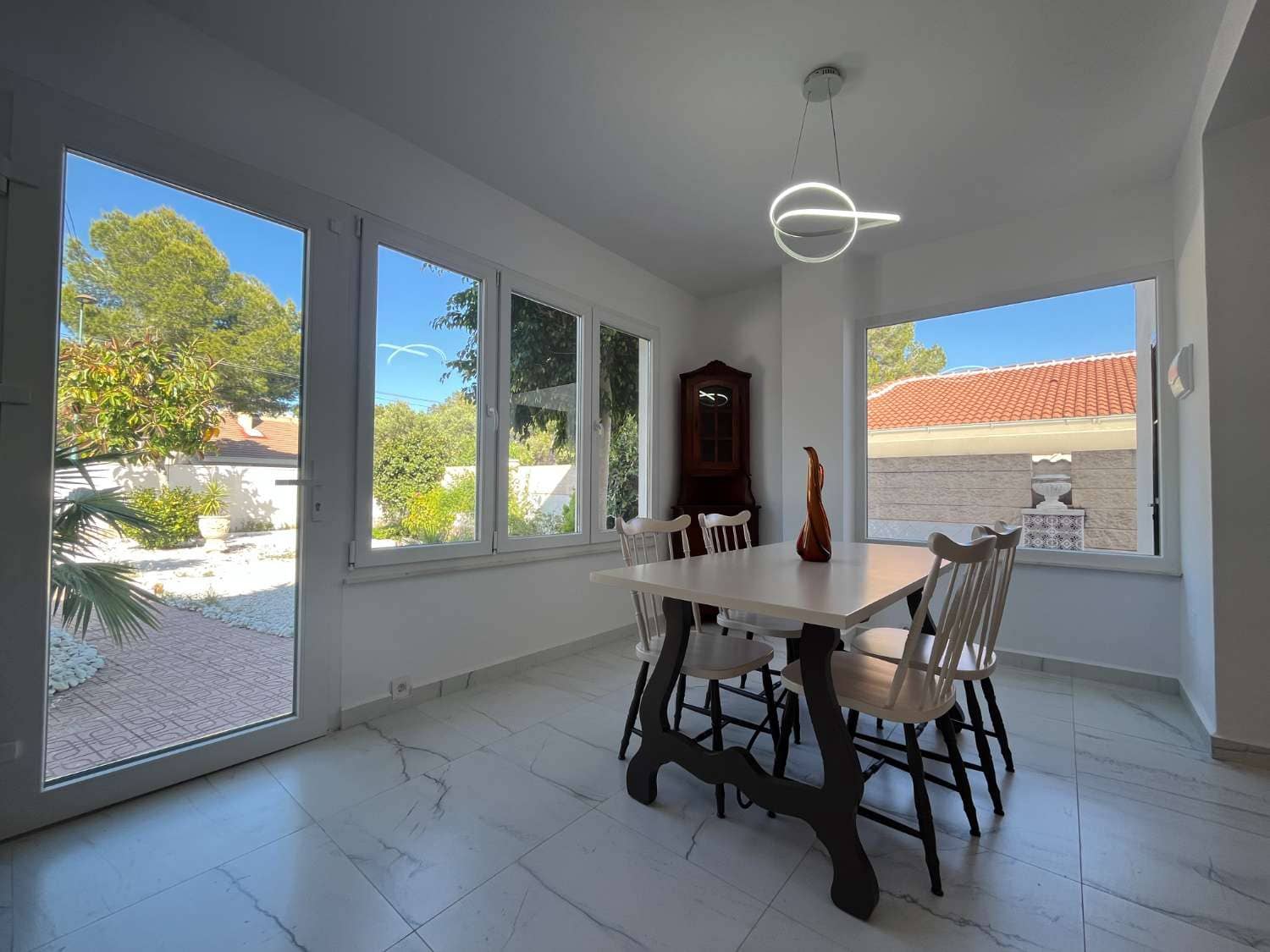 6 slaapkamer Villa te koop in Pilar de la Horadada met zwembad garage - € 489.000 (Ref: 9830743)