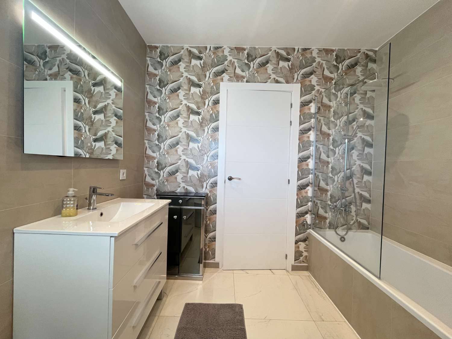 6 slaapkamer Villa te koop in Pilar de la Horadada met zwembad garage - € 489.000 (Ref: 9830743)