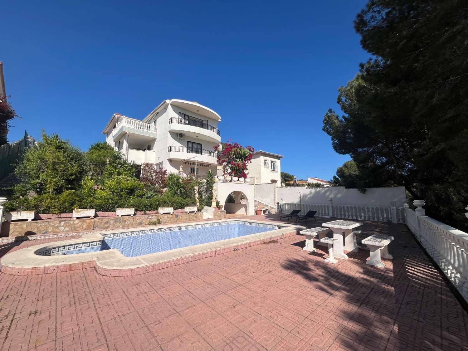 6 slaapkamer Villa te koop in Pilar de la Horadada met zwembad garage - € 489.000 (Ref: 9830743)