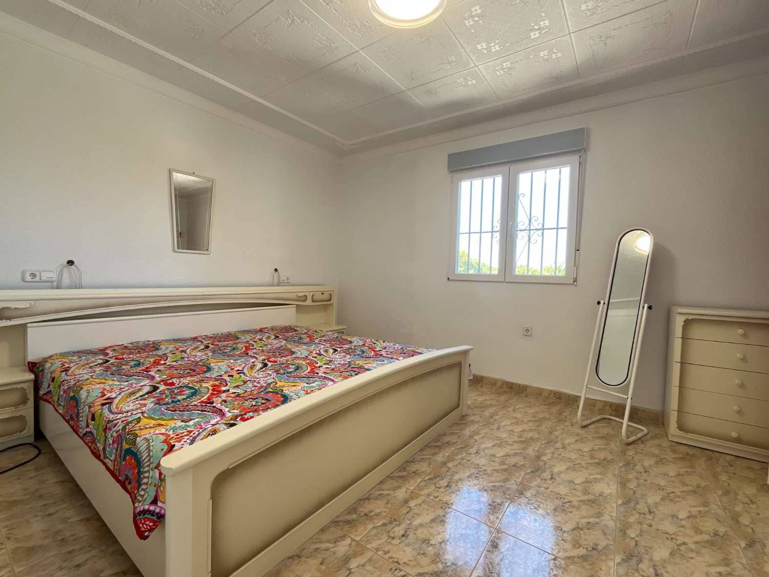 6 slaapkamer Villa te koop in Pilar de la Horadada met zwembad garage - € 489.000 (Ref: 9830743)