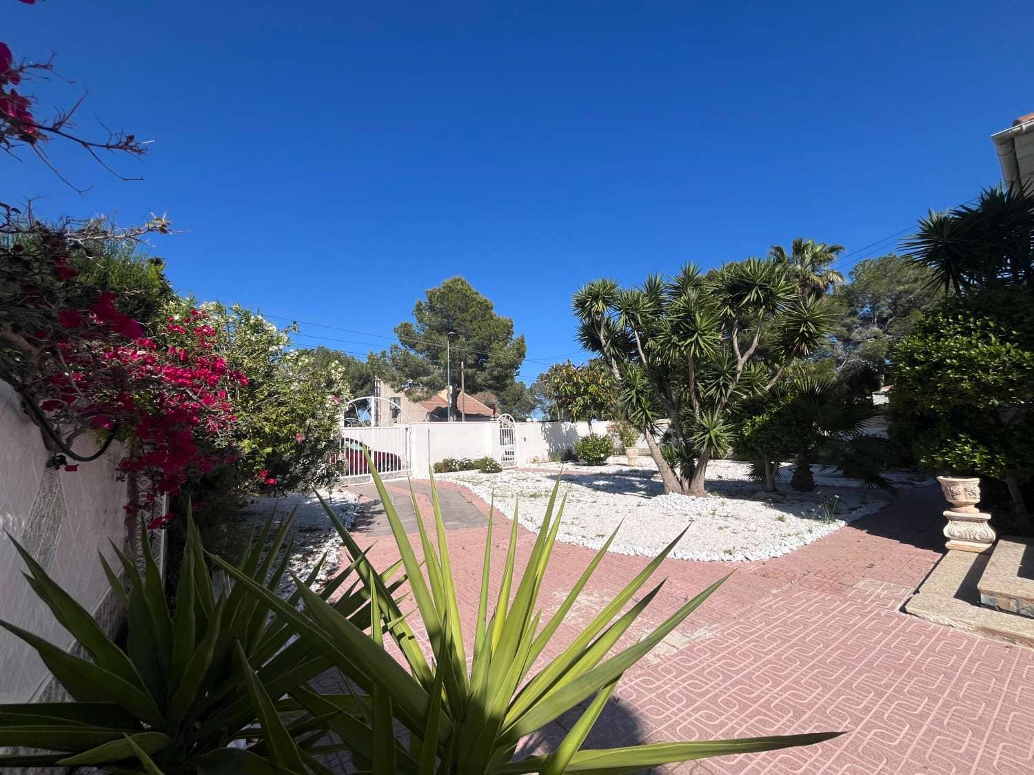 6 slaapkamer Villa te koop in Pilar de la Horadada met zwembad garage - € 489.000 (Ref: 9830743)