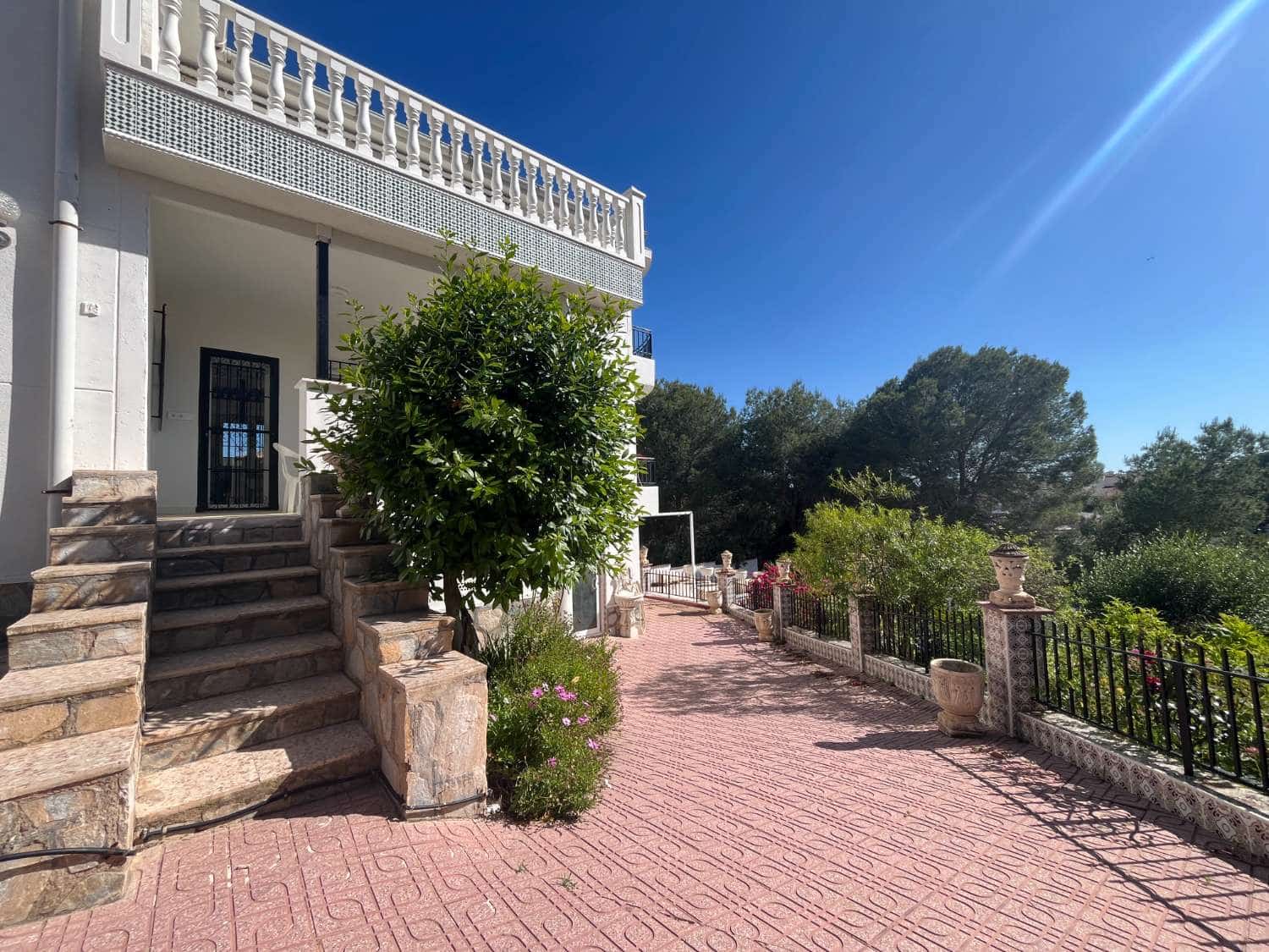 6 slaapkamer Villa te koop in Pilar de la Horadada met zwembad garage - € 489.000 (Ref: 9830743)