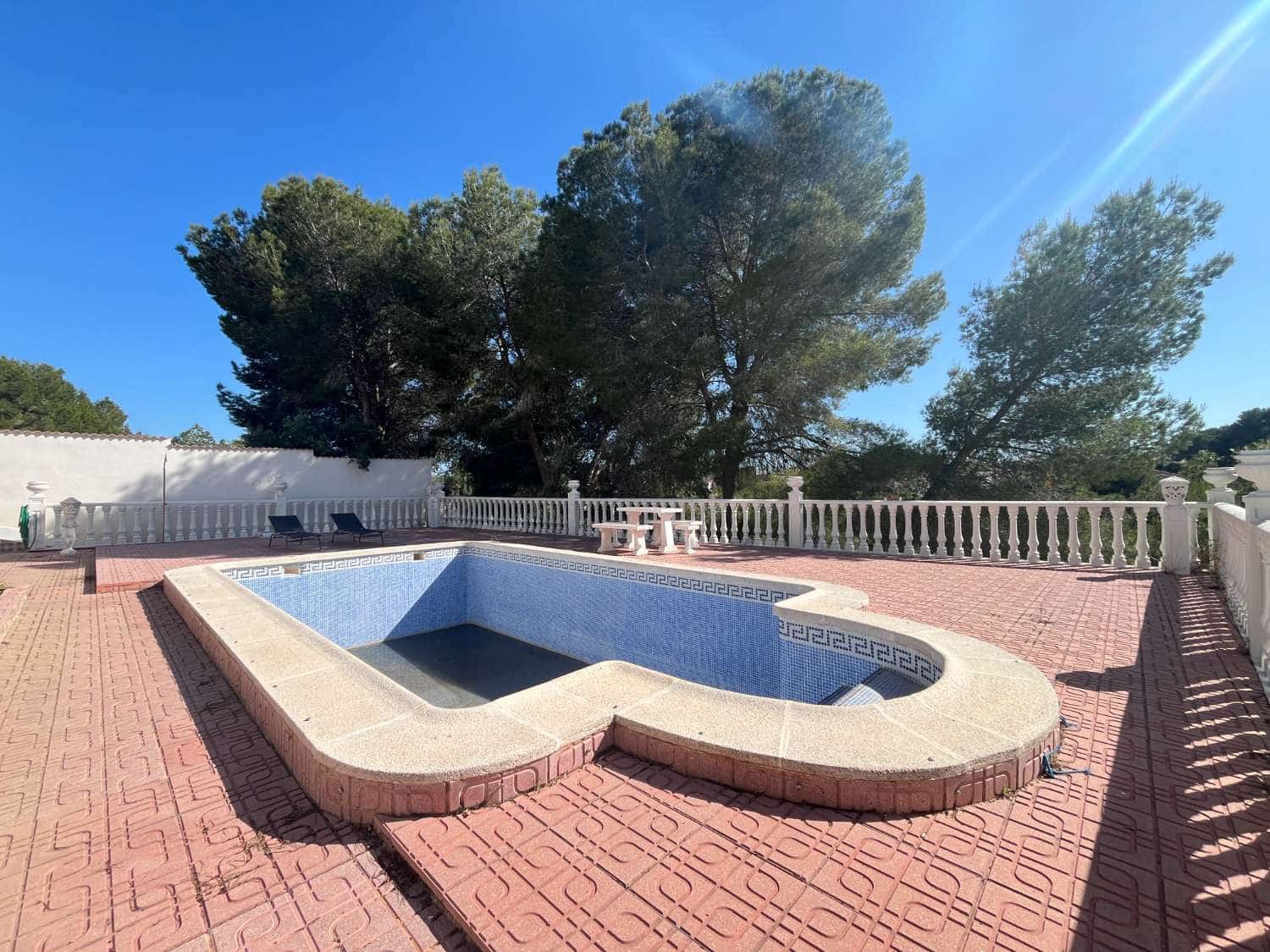 6 slaapkamer Villa te koop in Pilar de la Horadada met zwembad garage - € 489.000 (Ref: 9830743)