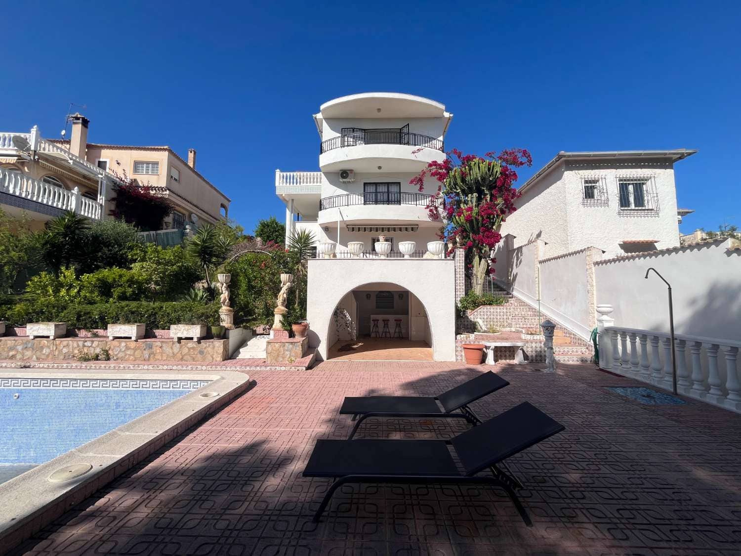 6 slaapkamer Villa te koop in Pilar de la Horadada met zwembad garage - € 489.000 (Ref: 9830743)