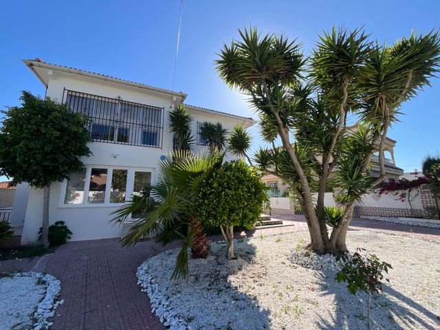 6 camera da letto Villa in vendita in Pilar de la Horadada con piscina garage - 489.000 € (Rif: 9830743)