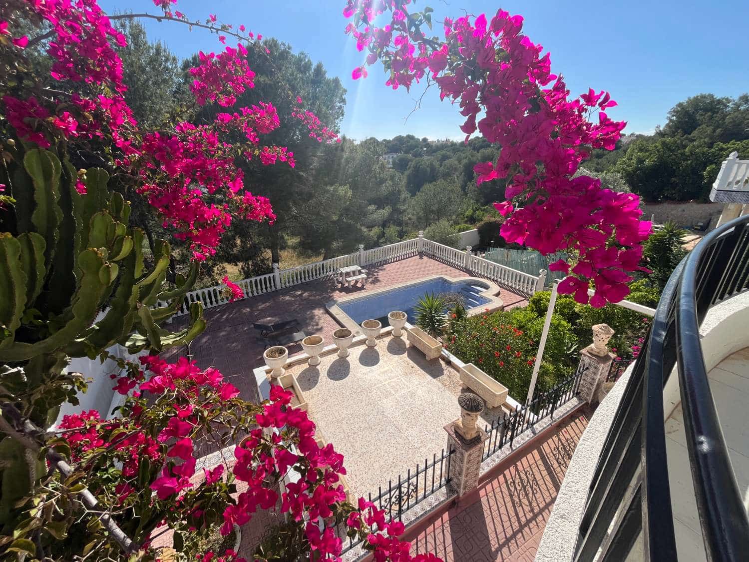 6 slaapkamer Villa te koop in Pilar de la Horadada met zwembad garage - € 489.000 (Ref: 9830743)