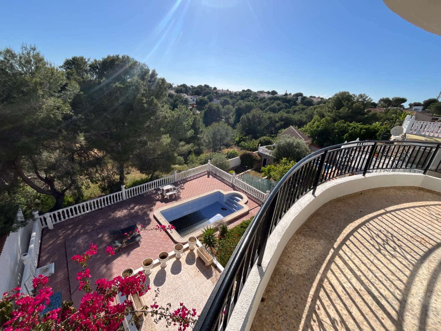 6 slaapkamer Villa te koop in Pilar de la Horadada met zwembad garage - € 489.000 (Ref: 9830743)