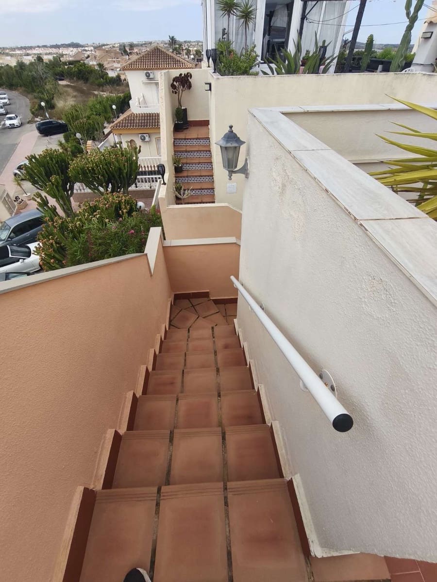 2 bedroom Beach Apartment for sale in Orihuela - € 158,000 (Ref: 9830744)