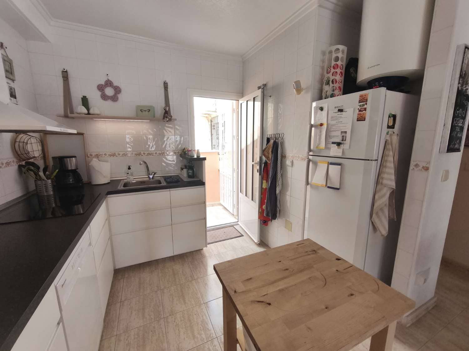 2 bedroom Beach Apartment for sale in Orihuela - € 158,000 (Ref: 9830744)