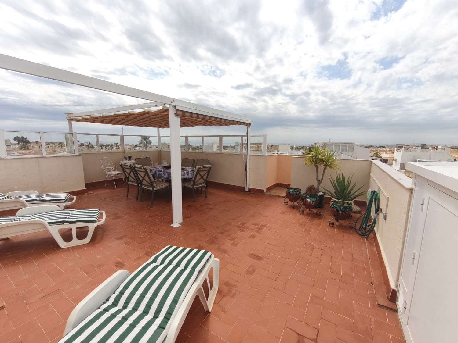 2 bedroom Beach Apartment for sale in Orihuela - € 158,000 (Ref: 9830744)