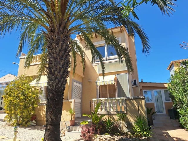 3 soveværelse Villa til salg i Orihuela med swimmingpool - € 349.990 (Ref: 9840085)