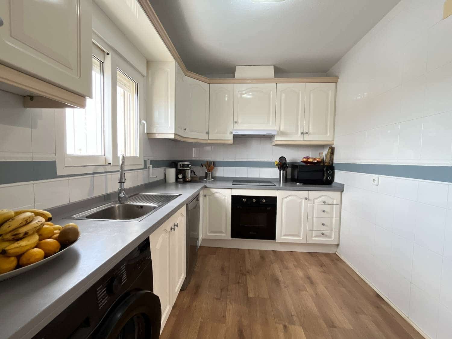 Chalet de 3 habitaciones en San Miguel de Salinas en venta con piscina - 390.000 € (Ref: 9842156)