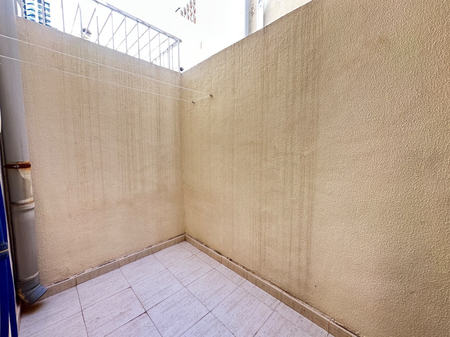 2 bedroom Beach Apartment for sale in Orihuela with pool - € 126,000 (Ref: 9849048)