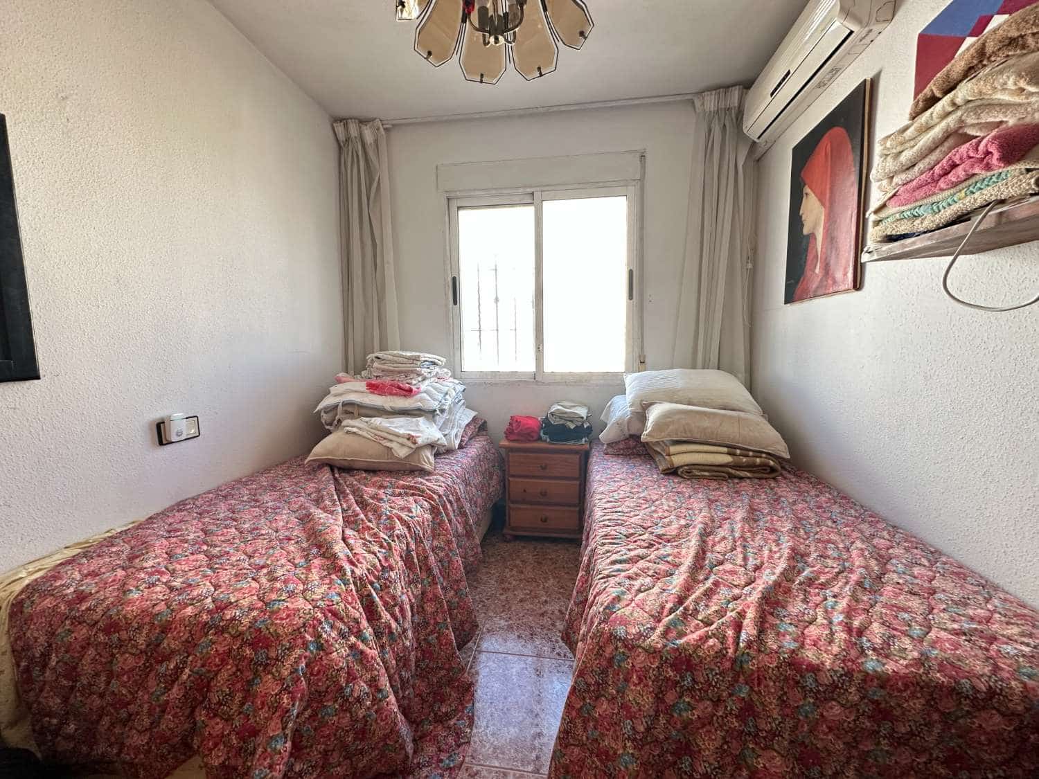 3 slaapkamer Bungalow te koop in Orihuela met zwembad - € 239.500 (Ref: 9859107)