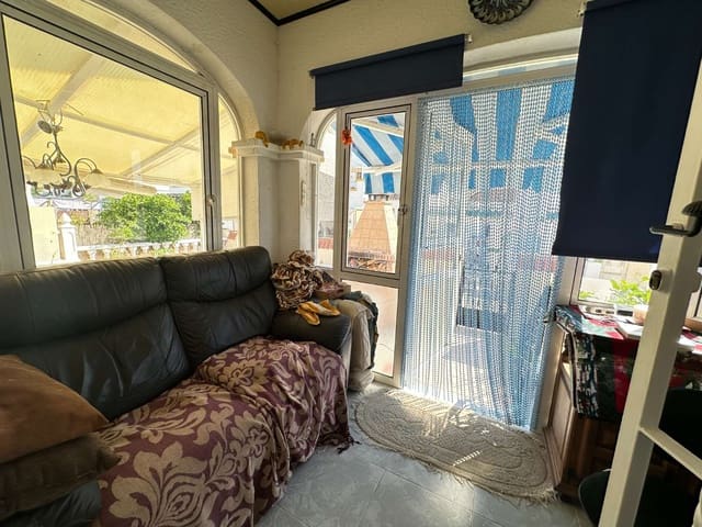 Bungalow de 3 habitaciones en Orihuela en venta con piscina - 239.500 € (Ref: 9859107)