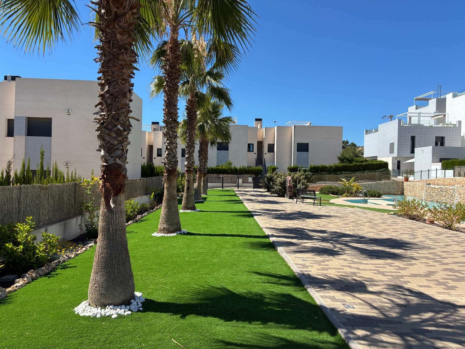 3 bedroom Apartment for sale in San Miguel de Salinas with pool garage - € 279,899 (Ref: 9866556)