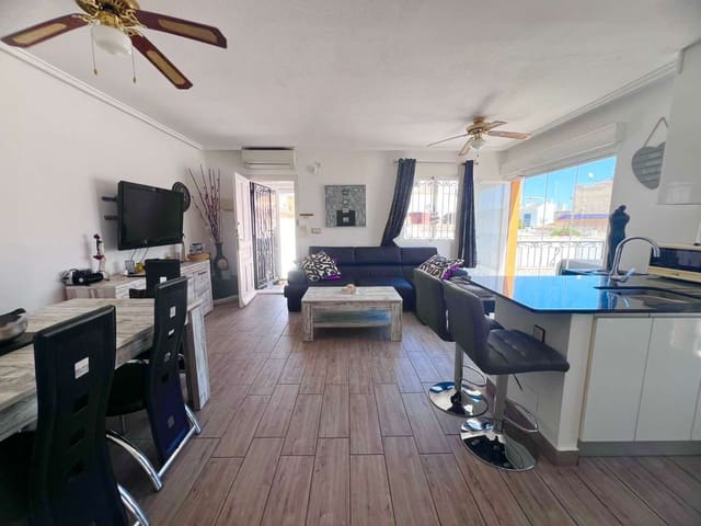 3 soveværelse Rækkehus til salg i Orihuela med swimmingpool - € 234.990 (Ref: 9868187)