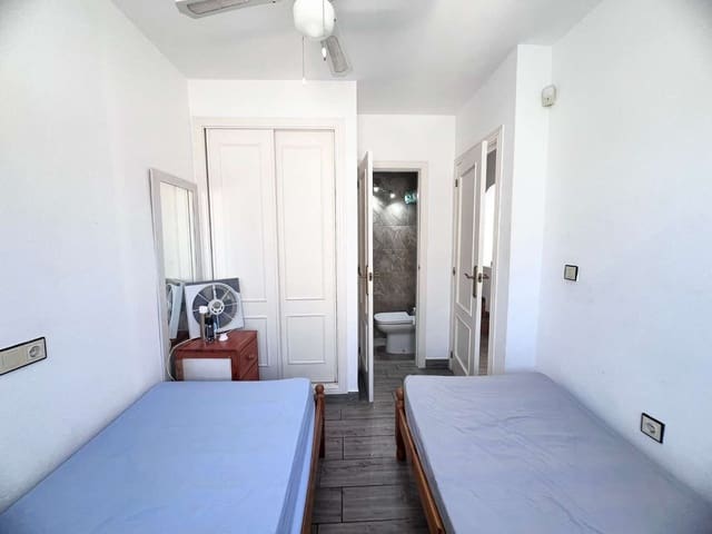 3 soveværelse Rækkehus til salg i Orihuela med swimmingpool - € 234.990 (Ref: 9868187)