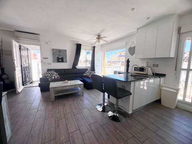 3 soveværelse Rækkehus til salg i Orihuela med swimmingpool - € 234.990 (Ref: 9868187)