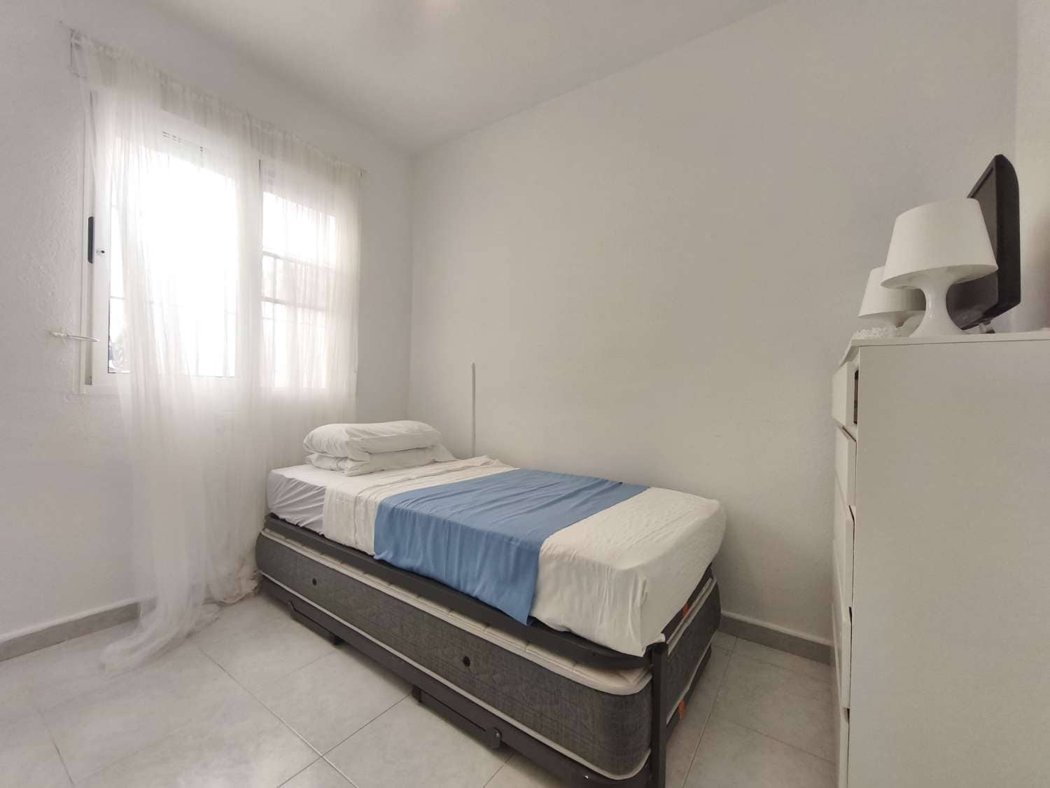 3 sypialnia Apartament przy plaży na sprzedaż w Orihuela z basenem - 169 000 € (Ref: 9868188)