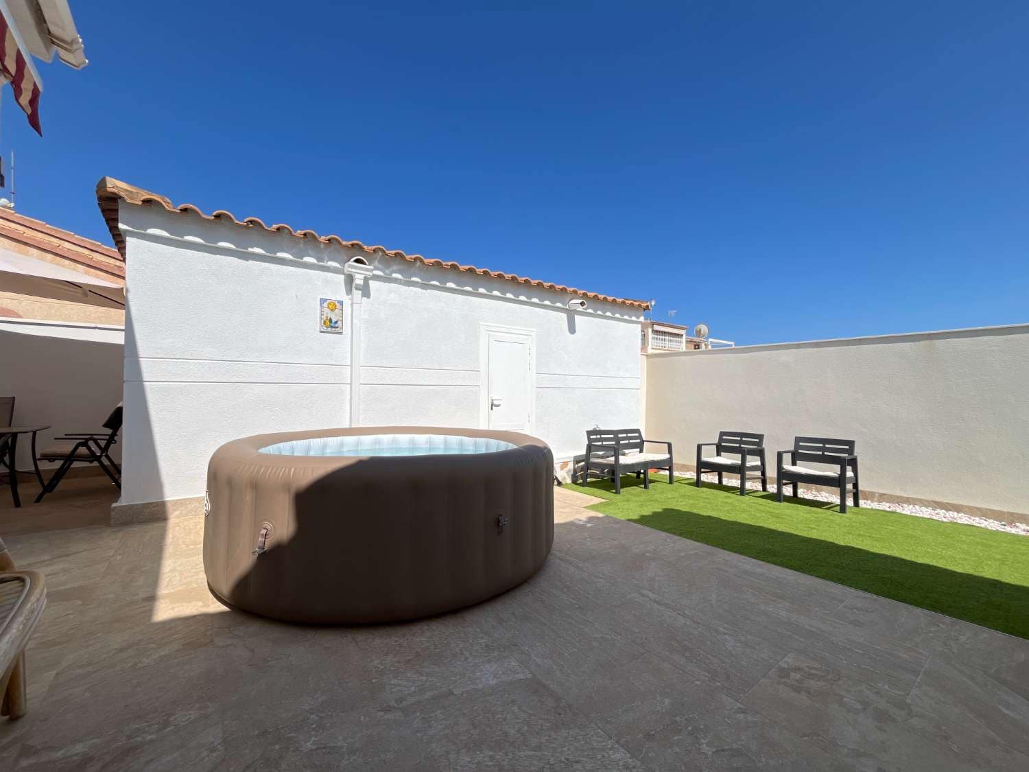 3 bedroom Villa for sale in Orihuela with garage - € 339,000 (Ref: 9880603)