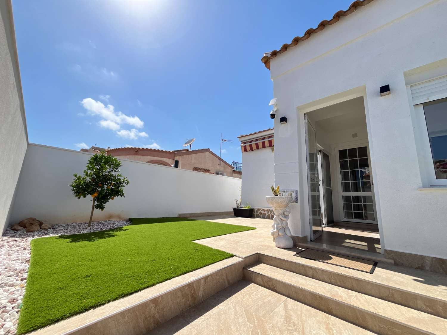 3 bedroom Villa for sale in Orihuela with garage - € 339,000 (Ref: 9880603)