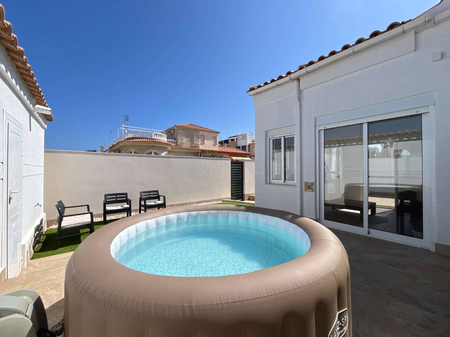 3 bedroom Villa for sale in Orihuela with garage - € 339,000 (Ref: 9880603)
