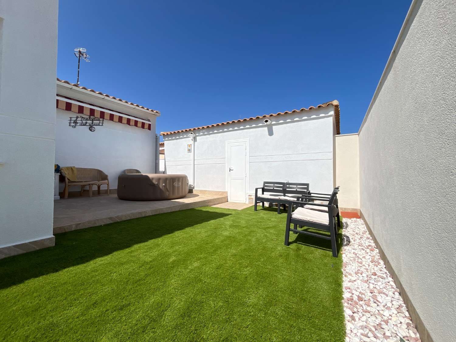 3 bedroom Villa for sale in Orihuela with garage - € 339,000 (Ref: 9880603)