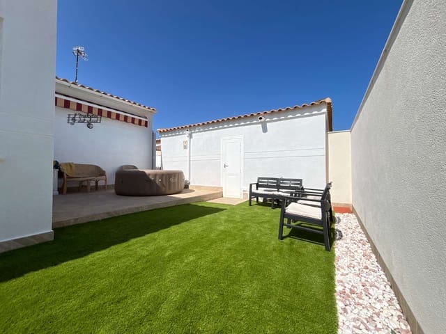 3 slaapkamer Villa te koop in Orihuela met garage - € 339.000 (Ref: 9880603)